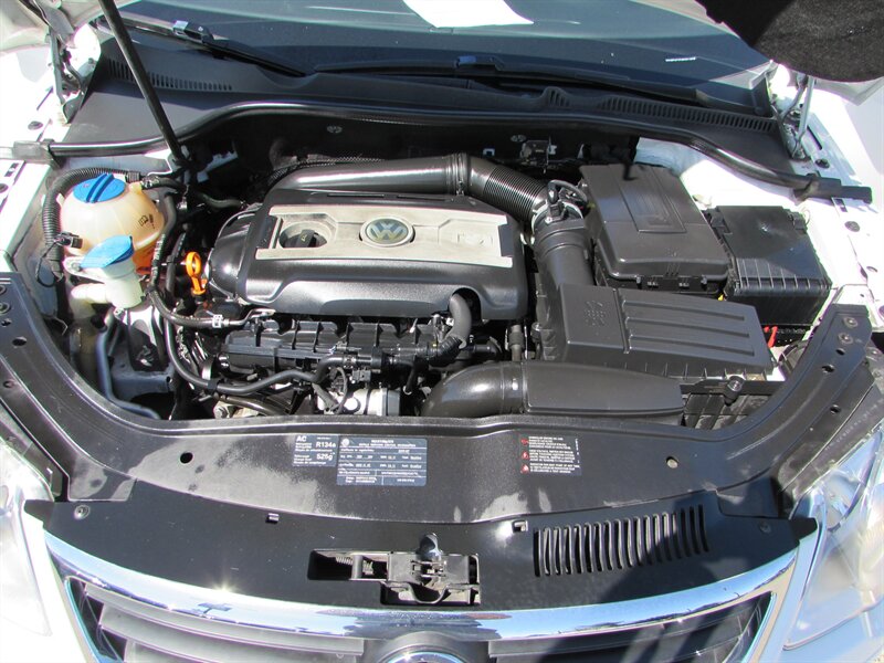2009 Volkswagen Eos Lux - Photo 32 - Dublin, CA 94568