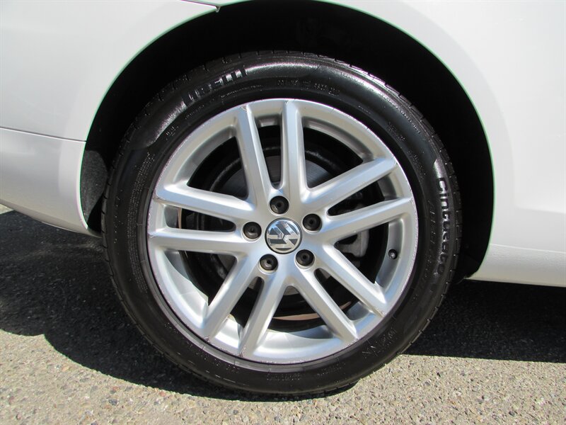 2009 Volkswagen Eos Lux - Photo 30 - Dublin, CA 94568