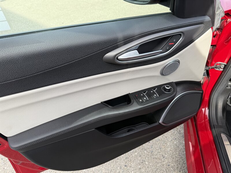 2018 Alfa Romeo Giulia Ti Sport - Photo 17 - Dublin, CA 94568