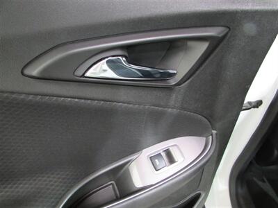 2023 Chevrolet Malibu LT   - Photo 21 - Dublin, CA 94568