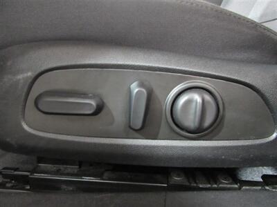 2023 Chevrolet Malibu LT   - Photo 9 - Dublin, CA 94568
