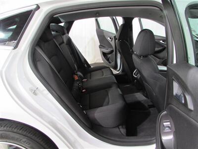 2023 Chevrolet Malibu LT   - Photo 29 - Dublin, CA 94568