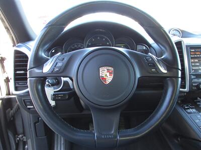 2013 Porsche Cayenne   - Photo 14 - Dublin, CA 94568