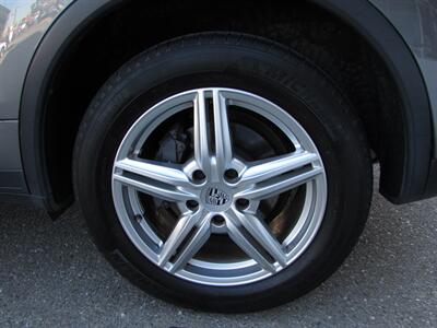 2013 Porsche Cayenne   - Photo 18 - Dublin, CA 94568
