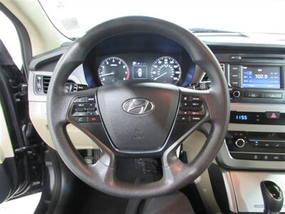 2015 Hyundai SONATA SE   - Photo 15 - Dublin, CA 94568