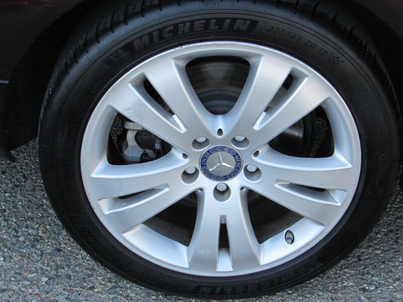 2011 Mercedes-Benz C 300 Luxury - Photo 30 - Dublin, CA 94568