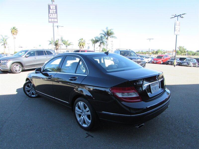 2011 Mercedes-Benz C 300 Luxury - Photo 3 - Dublin, CA 94568