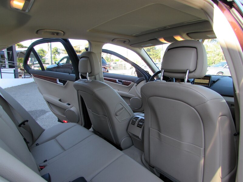 2011 Mercedes-Benz C 300 Luxury - Photo 26 - Dublin, CA 94568