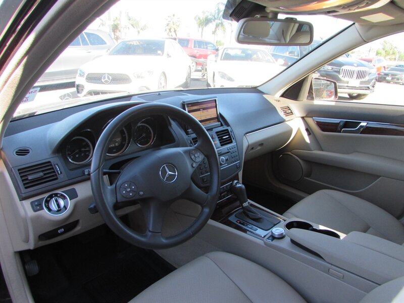 2011 Mercedes-Benz C 300 Luxury - Photo 8 - Dublin, CA 94568