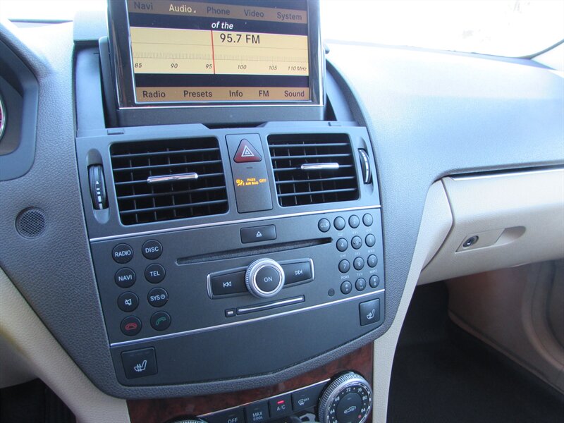 2011 Mercedes-Benz C 300 Luxury - Photo 15 - Dublin, CA 94568