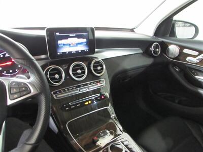 2018 Mercedes-Benz GLC GLC 300 4MATIC   - Photo 63 - Dublin, CA 94568