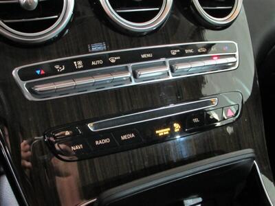 2018 Mercedes-Benz GLC GLC 300 4MATIC   - Photo 39 - Dublin, CA 94568