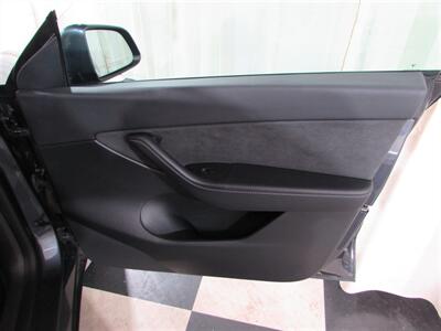 2021 Tesla Model Y Long Range   - Photo 20 - Dublin, CA 94568