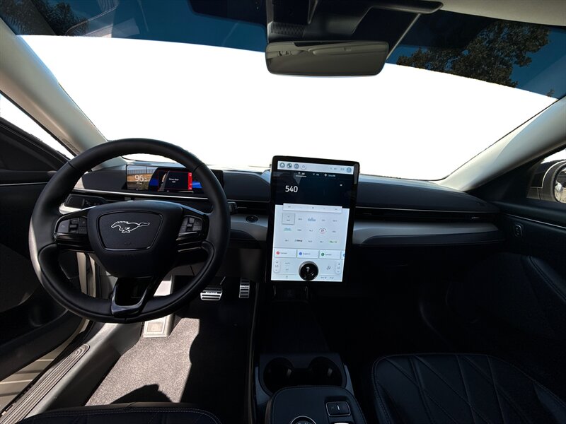2022 Ford Mustang Mach-E Select photo 8