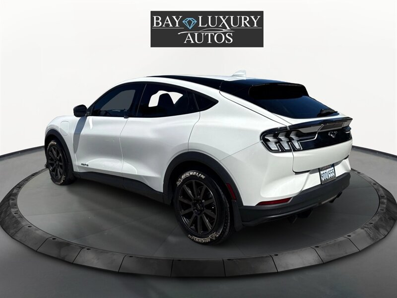 2022 Ford Mustang Mach-E Select photo 6