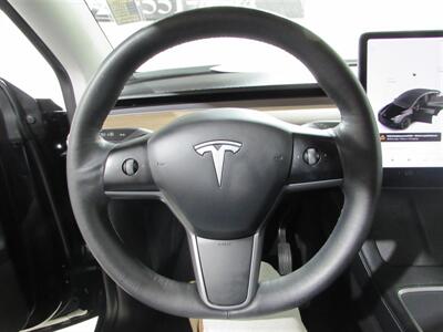 2021 Tesla Model Y Standard Range   - Photo 23 - Dublin, CA 94568