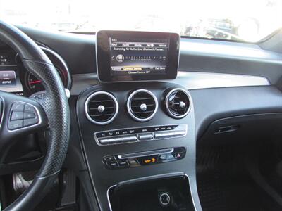 2019 Mercedes-Benz GLC GLC 300 4MATIC - Photo 15 - Dublin, CA 94568