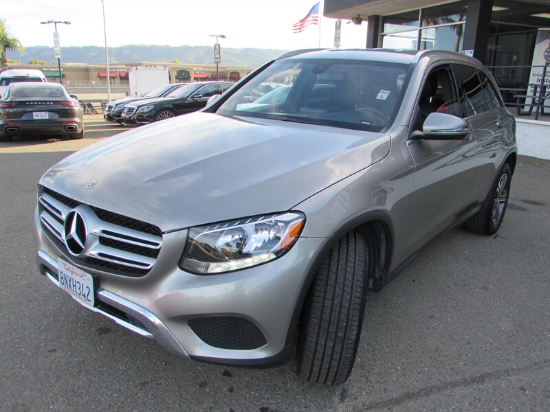 2019 Mercedes-Benz GLC GLC 300 4MATIC - Photo 3 - Dublin, CA 94568