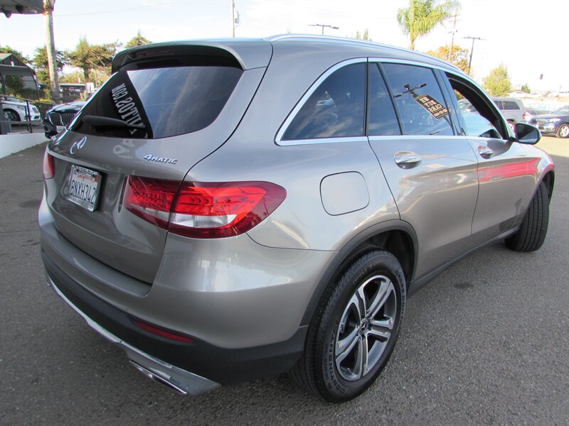 2019 Mercedes-Benz GLC GLC 300 4MATIC - Photo 7 - Dublin, CA 94568