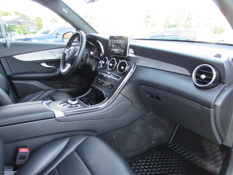 2019 Mercedes-Benz GLC GLC 300 4MATIC - Photo 27 - Dublin, CA 94568