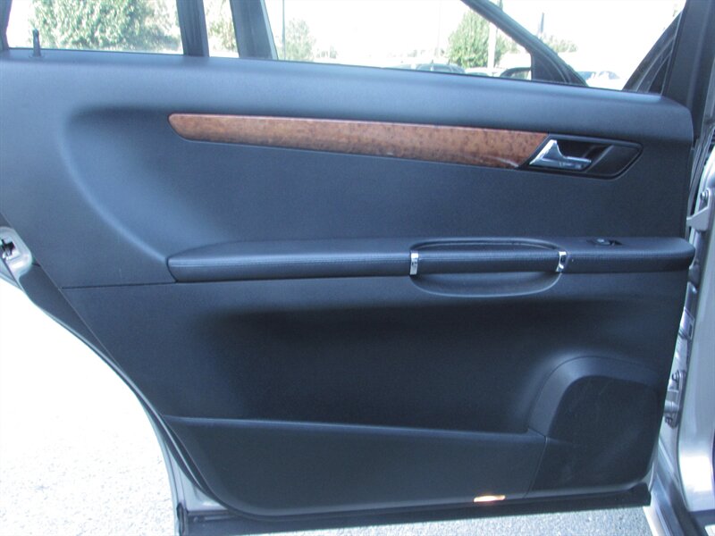 2008 Mercedes-Benz R 350 - Photo 23 - Dublin, CA 94568