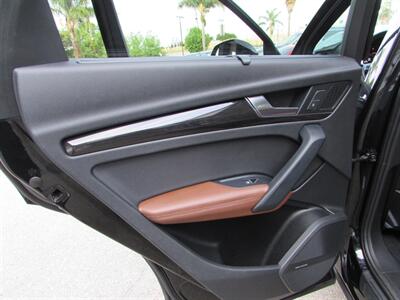 2019 Audi Q5 quattro Premium Plus 45 T   - Photo 20 - Dublin, CA 94568