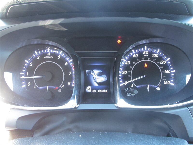 2014 Toyota Avalon Limited - Photo 14 - Dublin, CA 94568