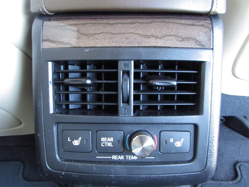 2014 Toyota Avalon Limited - Photo 28 - Dublin, CA 94568