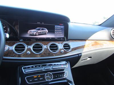 2017 Mercedes-Benz E 400 4MATIC   - Photo 14 - Dublin, CA 94568