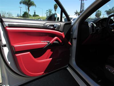 2016 Porsche Cayenne GTS   - Photo 5 - Dublin, CA 94568