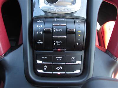 2016 Porsche Cayenne GTS   - Photo 23 - Dublin, CA 94568