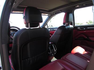 2016 Porsche Cayenne GTS   - Photo 29 - Dublin, CA 94568