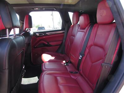 2016 Porsche Cayenne GTS   - Photo 28 - Dublin, CA 94568