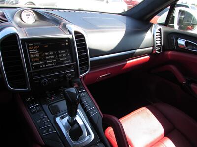 2016 Porsche Cayenne GTS   - Photo 15 - Dublin, CA 94568