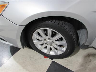 2012 Chrysler 200 Touring   - Photo 12 - Dublin, CA 94568