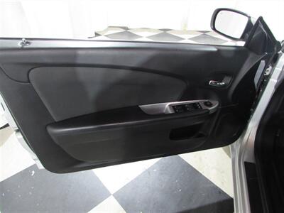 2012 Chrysler 200 Touring   - Photo 15 - Dublin, CA 94568