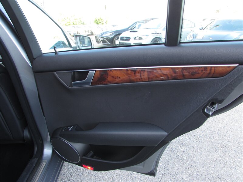 2012 Mercedes-Benz C 250 Luxury - Photo 27 - Dublin, CA 94568