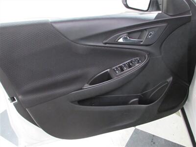 2023 Chevrolet Malibu LT   - Photo 12 - Dublin, CA 94568