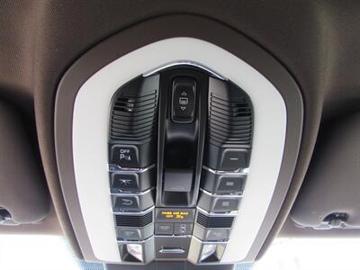 2016 Porsche Cayenne S - Photo 22 - Dublin, CA 94568