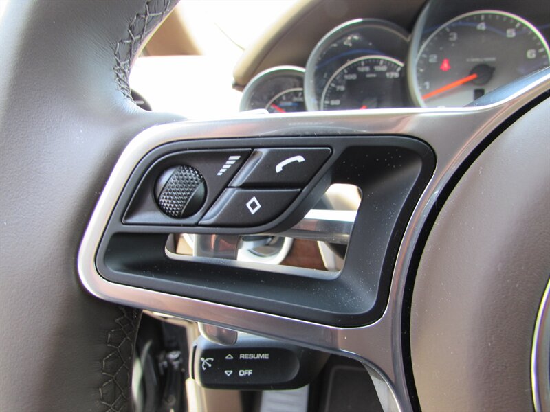 2016 Porsche Cayenne S - Photo 18 - Dublin, CA 94568