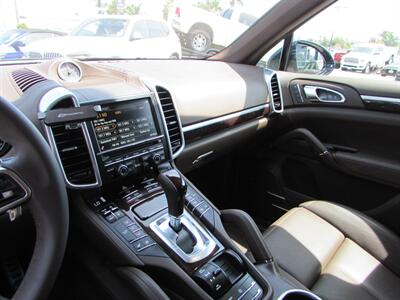 2016 Porsche Cayenne S - Photo 23 - Dublin, CA 94568