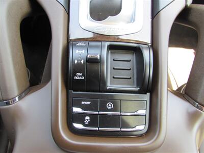 2016 Porsche Cayenne S - Photo 29 - Dublin, CA 94568