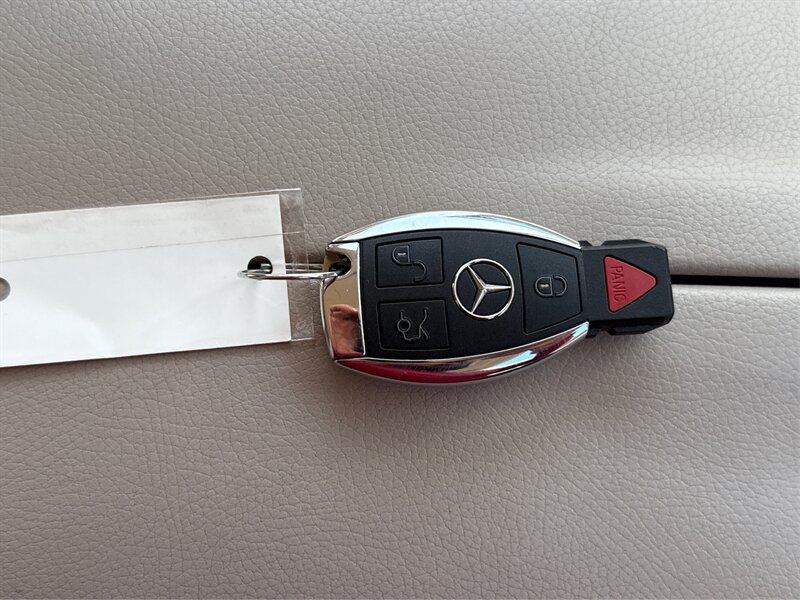 2014 Mercedes-Benz E 550 4MATIC   - Photo 58 - Dublin, CA 94568