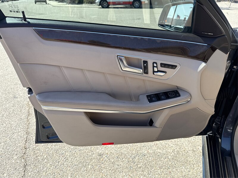 2014 Mercedes-Benz E 550 4MATIC   - Photo 23 - Dublin, CA 94568