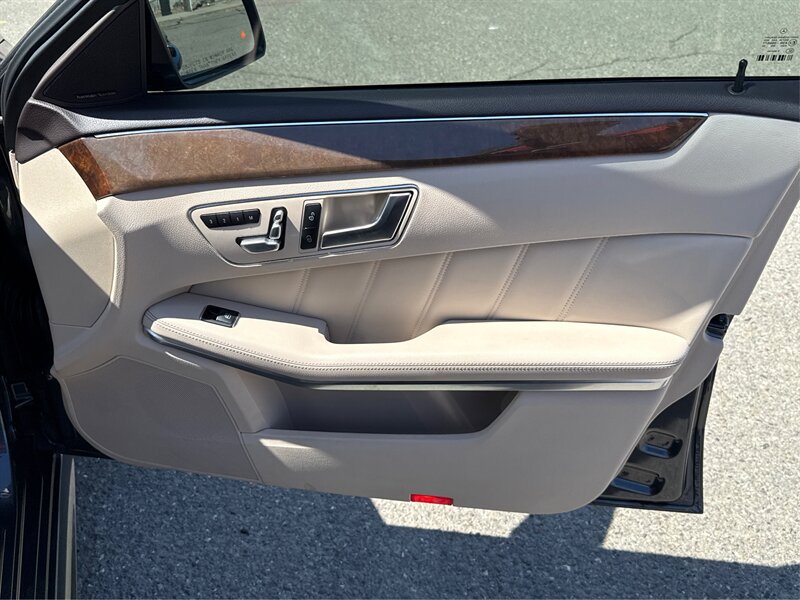 2014 Mercedes-Benz E 550 4MATIC   - Photo 26 - Dublin, CA 94568