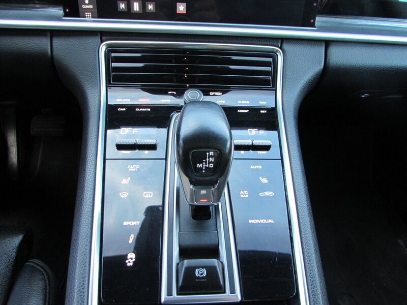 2018 Porsche Panamera - Photo 17 - Dublin, CA 94568