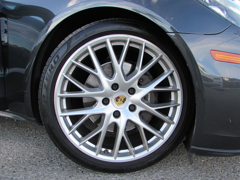 2018 Porsche Panamera - Photo 32 - Dublin, CA 94568