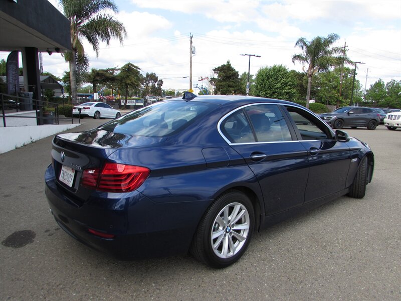 2015 BMW 5 Series 528i - Photo 8 - Dublin, CA 94568