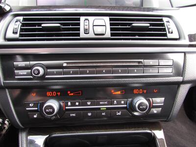 2015 BMW 5 Series 528i - Photo 19 - Dublin, CA 94568