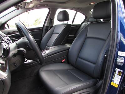 2015 BMW 5 Series 528i - Photo 11 - Dublin, CA 94568